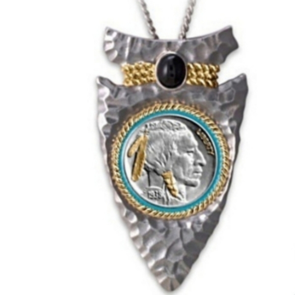 Silver Arrowhead necklace Indian pendant silver 18”- 22”in adjustable chain NEW - Picture 1 of 5